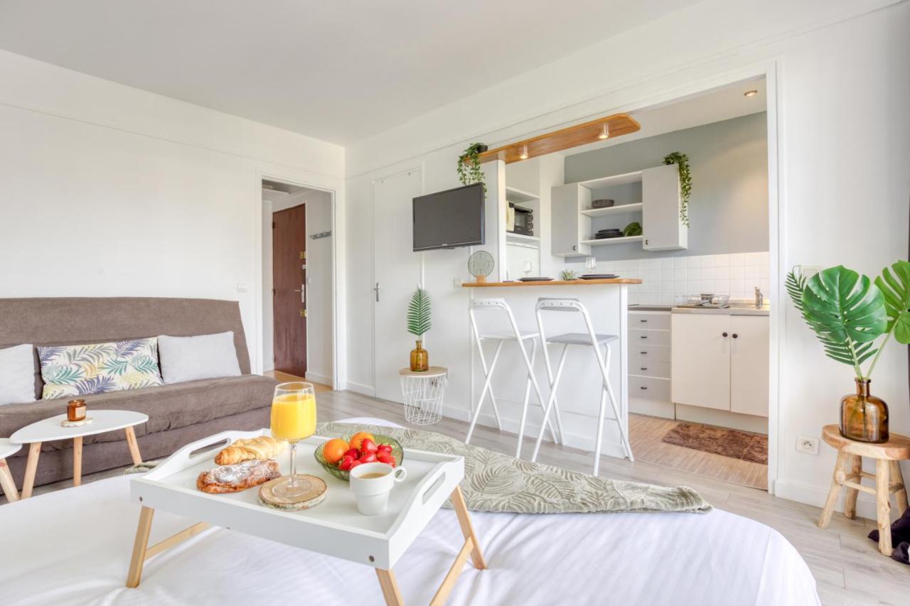 Zzzen Aux Portes De Paris Avec Parking Et Netflix Vincennes Luaran gambar